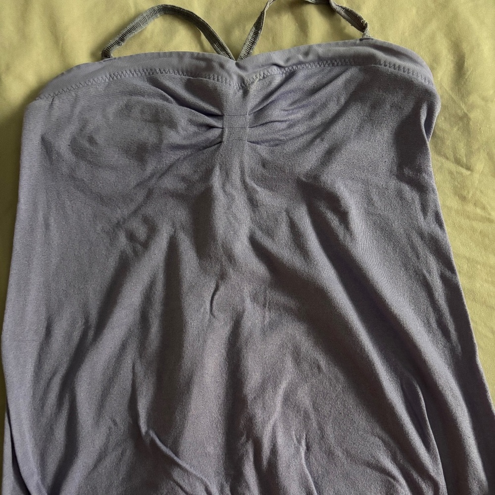 Strappy active tank